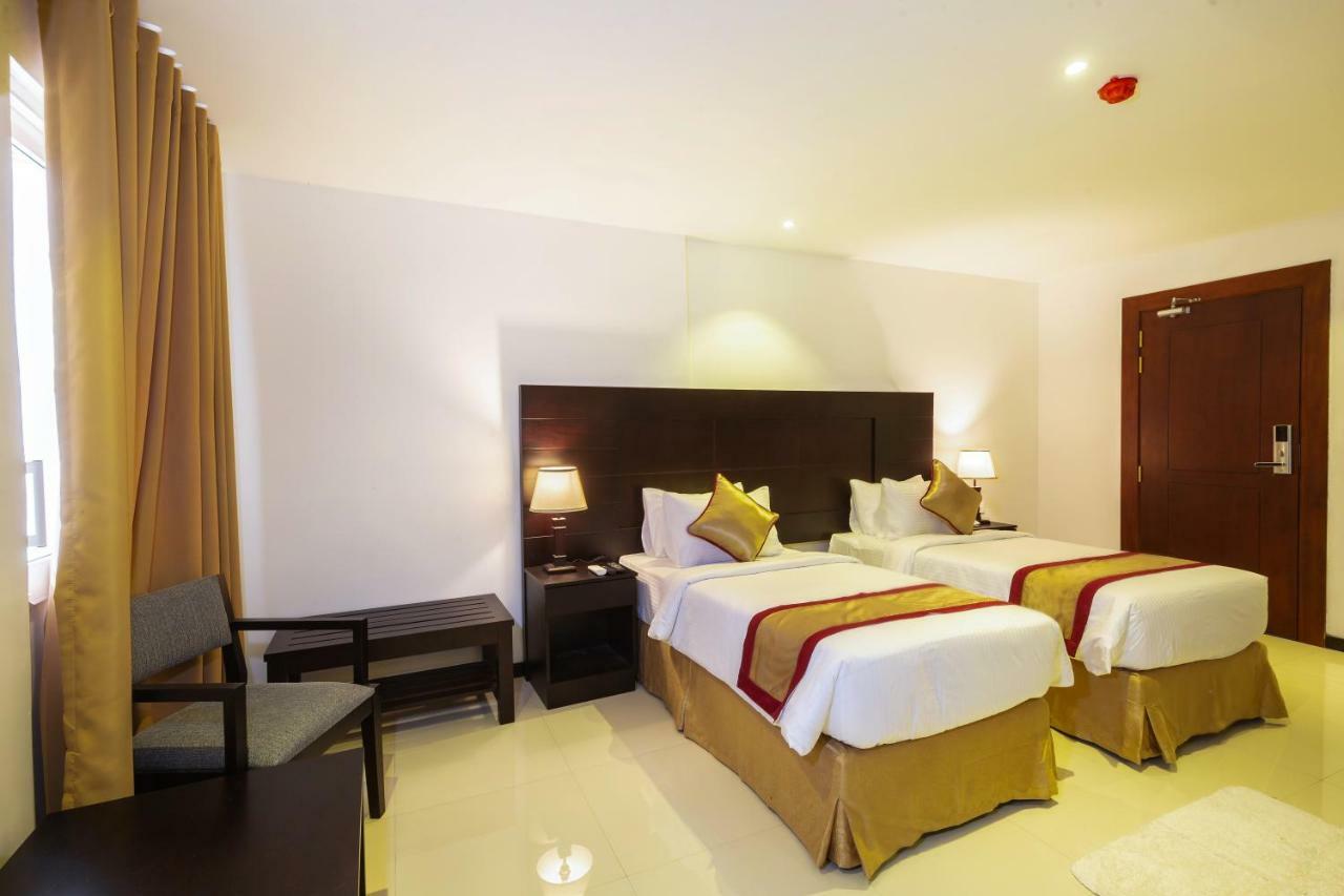 Saveira Colombo Hotell Exteriör bild