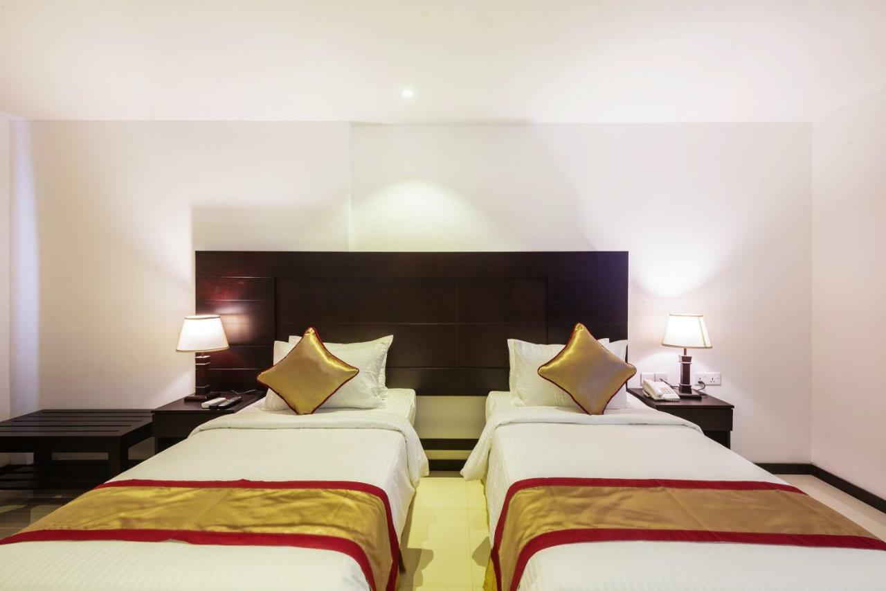Saveira Colombo Hotell Exteriör bild